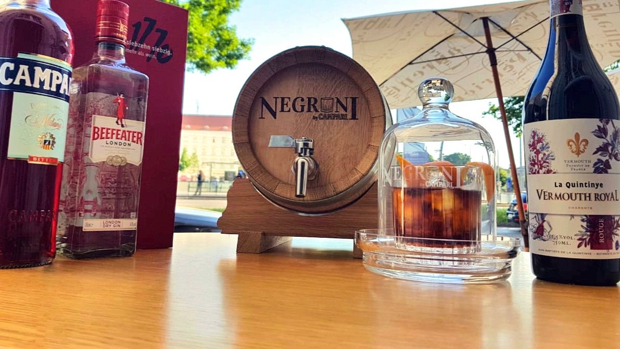 NEGRONI WEEK BY CAMPARI